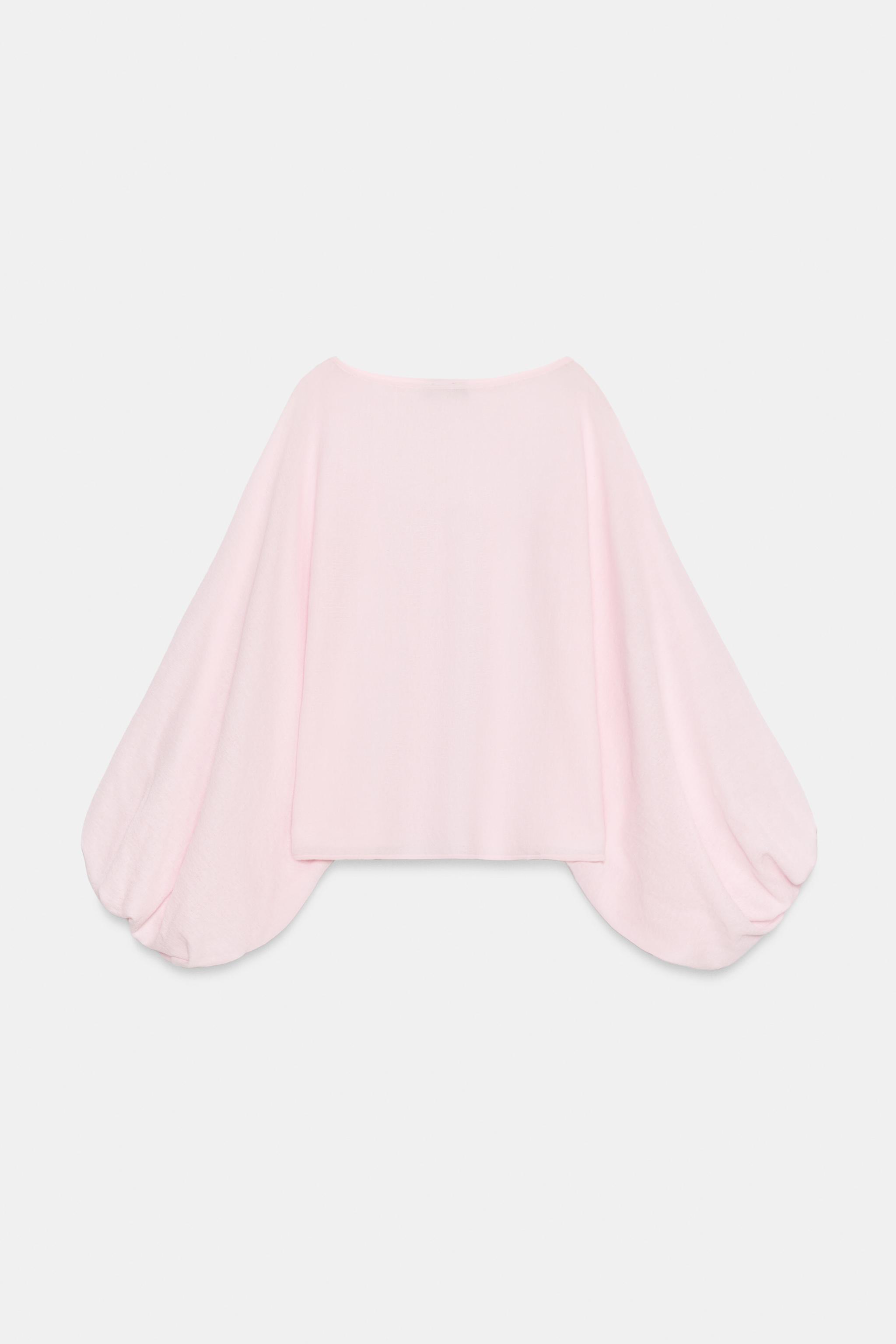TOP EN MAILLE ET MANCHES AMPLES